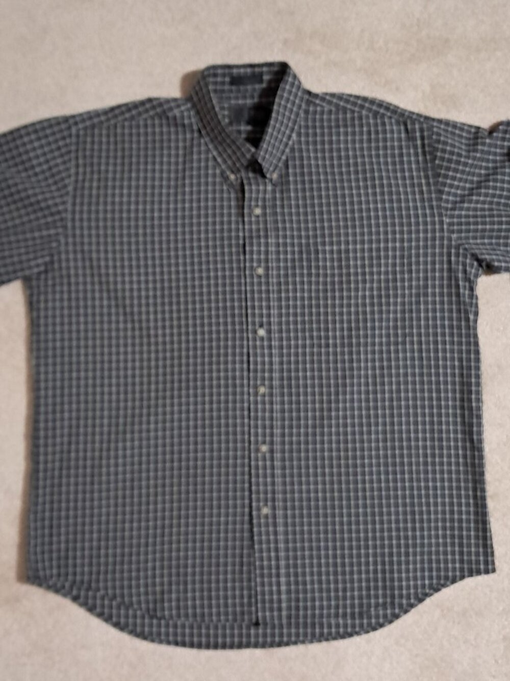 Oleg Cassini Long Sleeve Button-down Black & White plaid shirt / LARGE